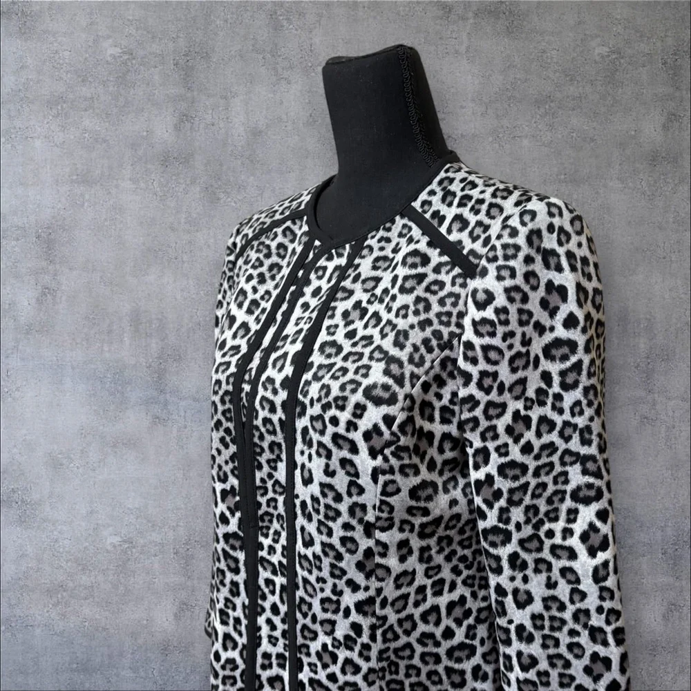 Kasper Leopard-Print Open-Front Jacket. - Picture 3 of 7